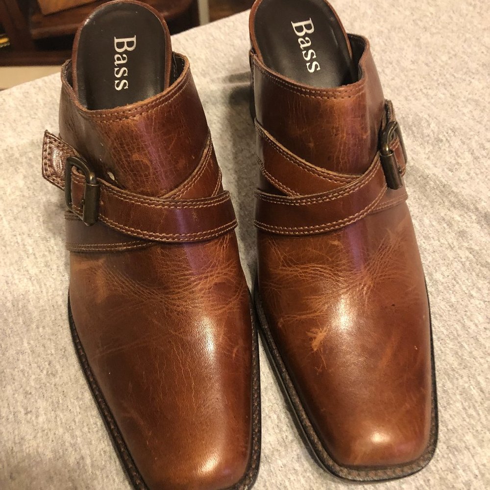 Bass Brown Leather block heel  Shoes ; Size 8M